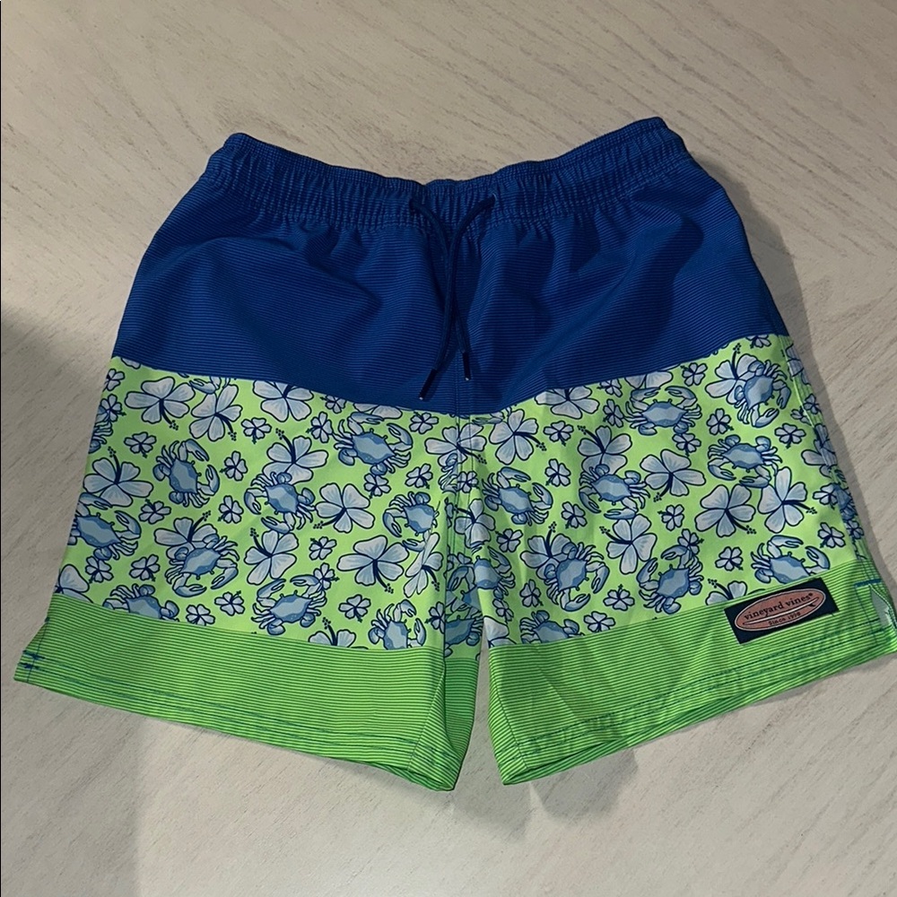 Vineyard vines Vintage crab Striped chappy Harbor island Swim trunks small